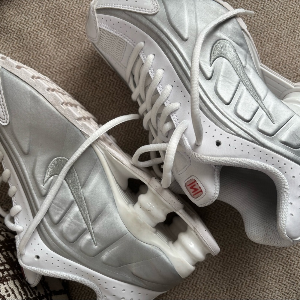 Nike White and Gray Shox 4Y